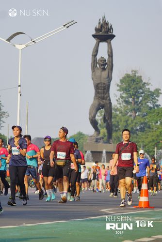 Race photo from Nu Skin Run 10K
