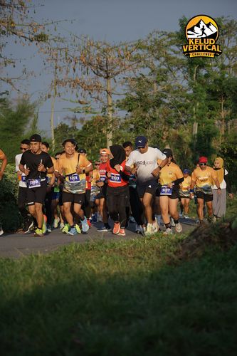 Race photo from Kelud Vertical Challenge 2024