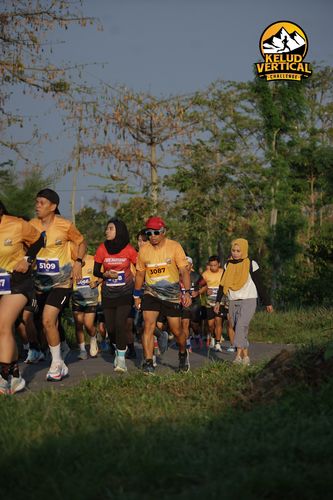 Race photo from Kelud Vertical Challenge 2024