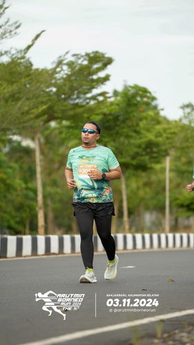 Race photo from Arutmin Borneo Run 2024