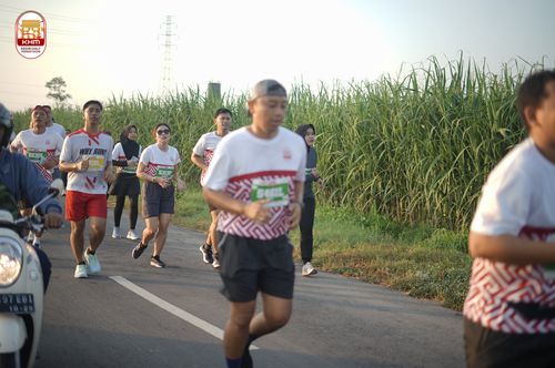 Race photo from Kediri Half Marathon 2024