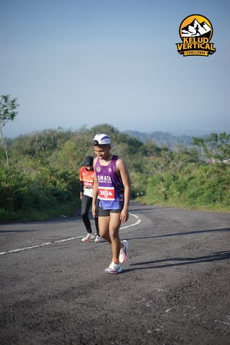 Race photo from Kelud Vertical Challenge 2024