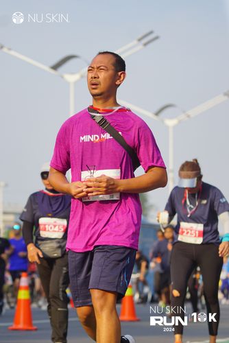 Race photo from Nu Skin Run 10K