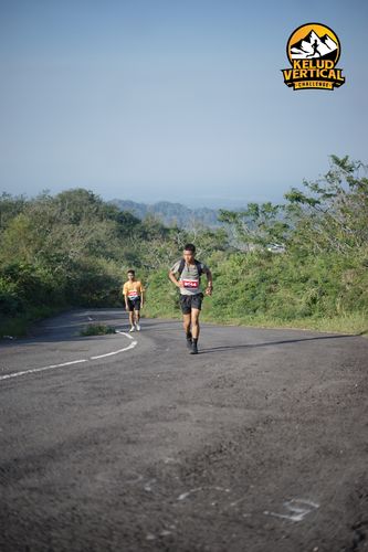 Race photo from Kelud Vertical Challenge 2024