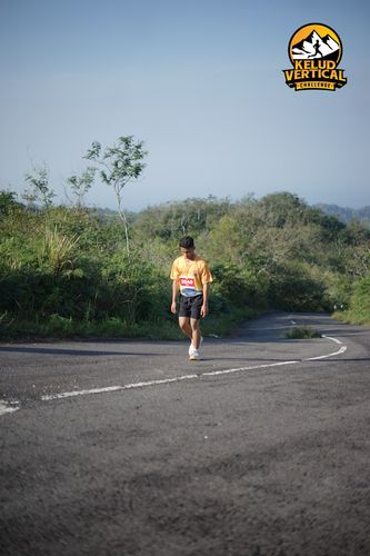 Race photo from Kelud Vertical Challenge 2024