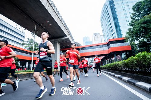 Race photo from ONE RUN 10K 2025