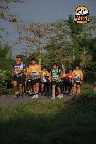 Race photo from Kelud Vertical Challenge 2024
