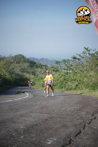 Race photo from Kelud Vertical Challenge 2024