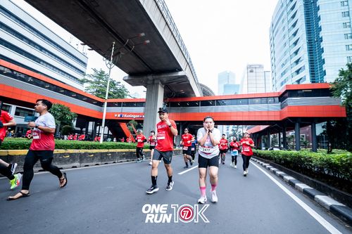 Race photo from ONE RUN 10K 2025