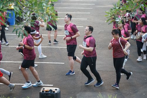 Race photo from Assurance Fun Run 2024