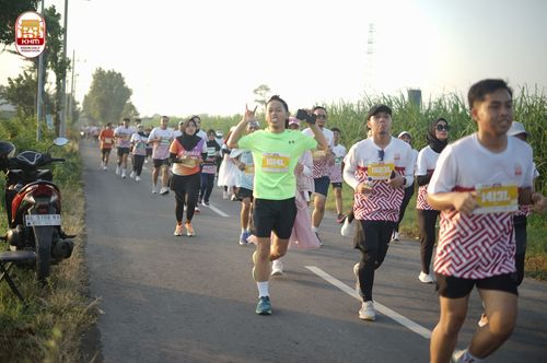Race photo from Kediri Half Marathon 2024