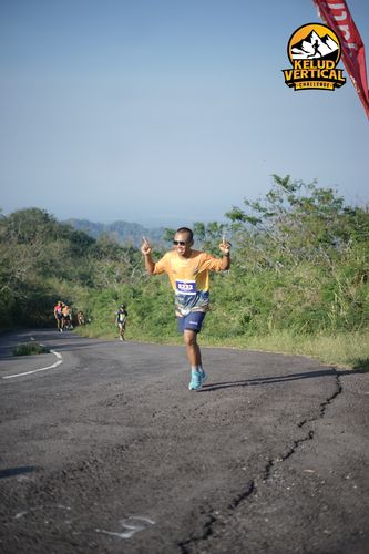 Race photo from Kelud Vertical Challenge 2024