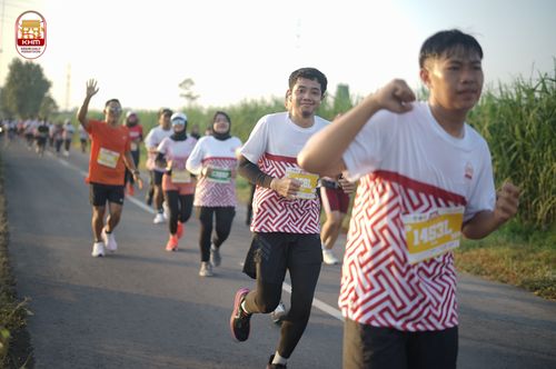 Race photo from Kediri Half Marathon 2024