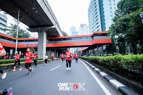 Race photo from ONE RUN 10K 2025