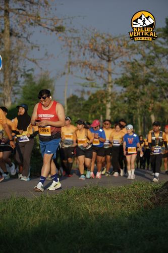Race photo from Kelud Vertical Challenge 2024