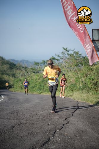 Race photo from Kelud Vertical Challenge 2024