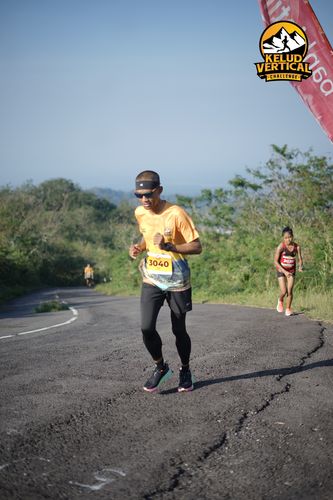 Race photo from Kelud Vertical Challenge 2024