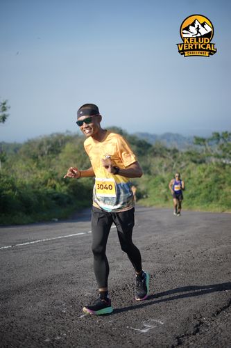 Race photo from Kelud Vertical Challenge 2024