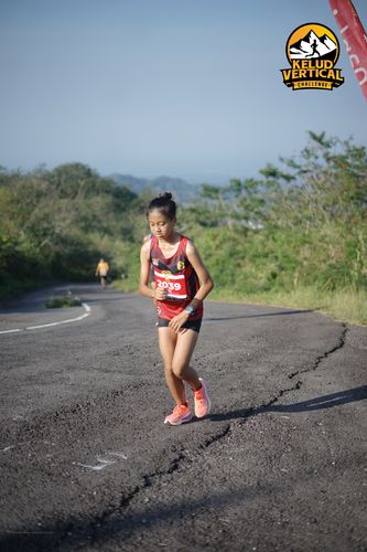 Race photo from Kelud Vertical Challenge 2024