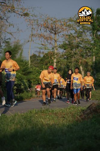 Race photo from Kelud Vertical Challenge 2024