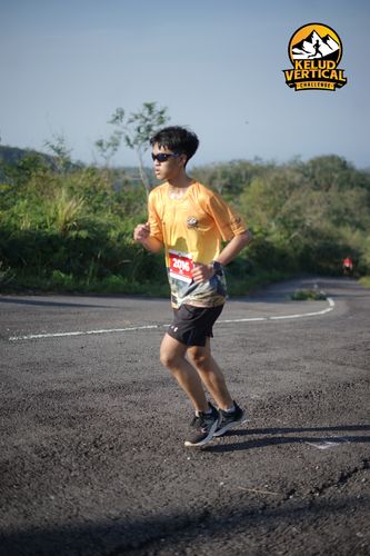 Race photo from Kelud Vertical Challenge 2024