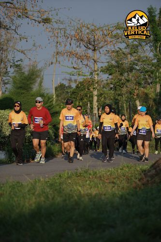 Race photo from Kelud Vertical Challenge 2024
