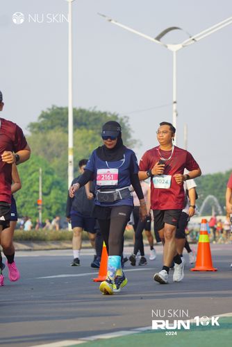 Race photo from Nu Skin Run 10K