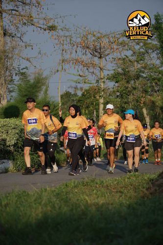 Race photo from Kelud Vertical Challenge 2024