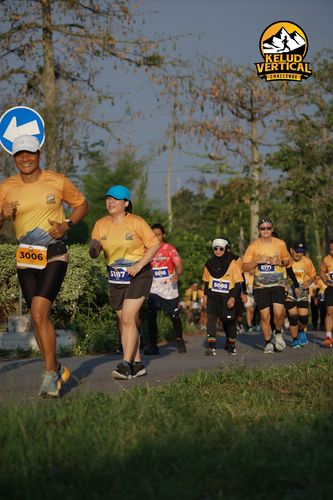 Race photo from Kelud Vertical Challenge 2024