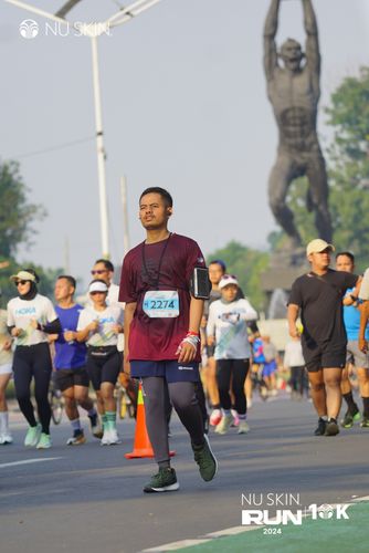 Race photo from Nu Skin Run 10K