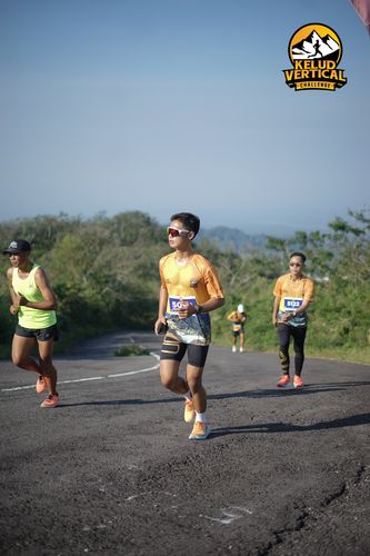 Race photo from Kelud Vertical Challenge 2024