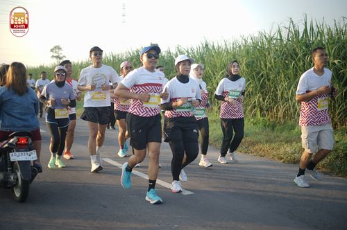 Race photo from Kediri Half Marathon 2024