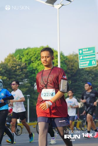 Race photo from Nu Skin Run 10K