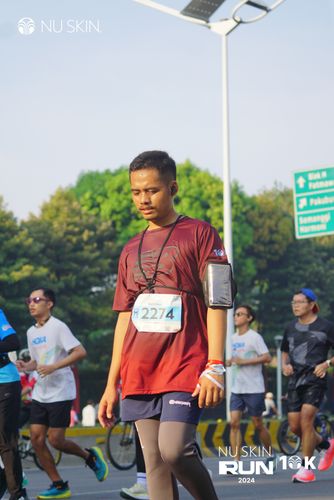 Race photo from Nu Skin Run 10K