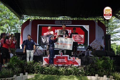 Race photo from Kediri Half Marathon 2025