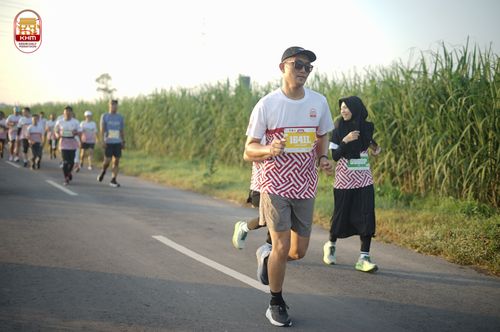 Race photo from Kediri Half Marathon 2024