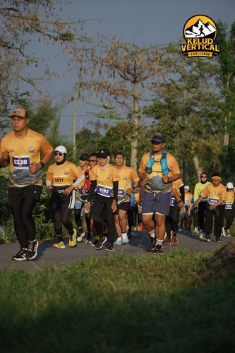 Race photo from Kelud Vertical Challenge 2024