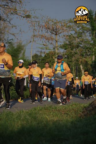Race photo from Kelud Vertical Challenge 2024