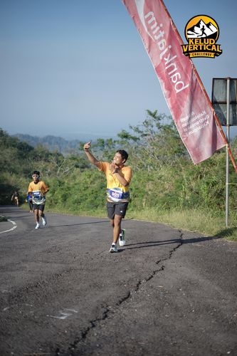 Race photo from Kelud Vertical Challenge 2024