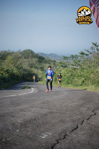 Race photo from Kelud Vertical Challenge 2024