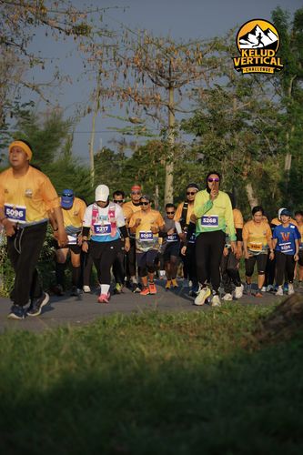 Race photo from Kelud Vertical Challenge 2024