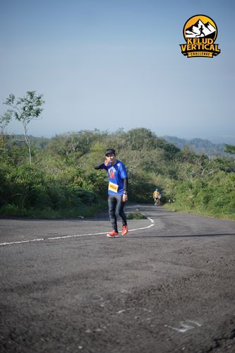 Race photo from Kelud Vertical Challenge 2024