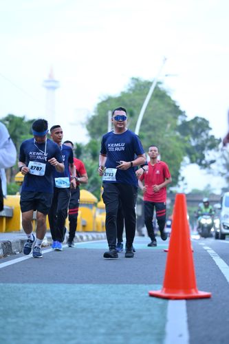 Race photo from KEMLU RUN 2025