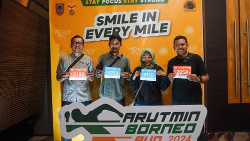 Race photo from Arutmin Borneo Run 2024