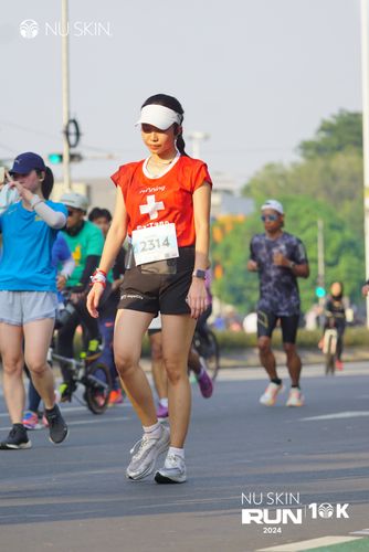 Race photo from Nu Skin Run 10K