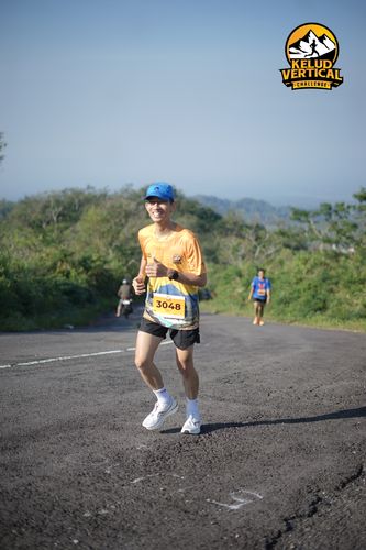 Race photo from Kelud Vertical Challenge 2024