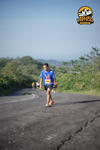 Race photo from Kelud Vertical Challenge 2024