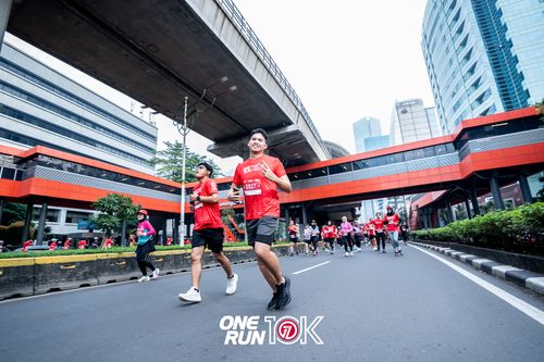 Race photo from ONE RUN 10K 2025