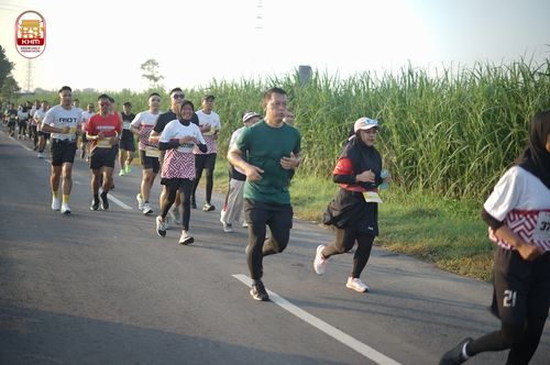 Race photo from Kediri Half Marathon 2024
