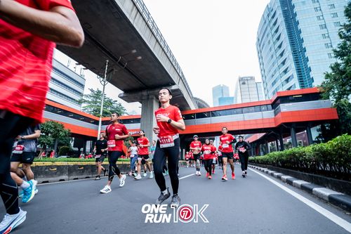 Race photo from ONE RUN 10K 2025